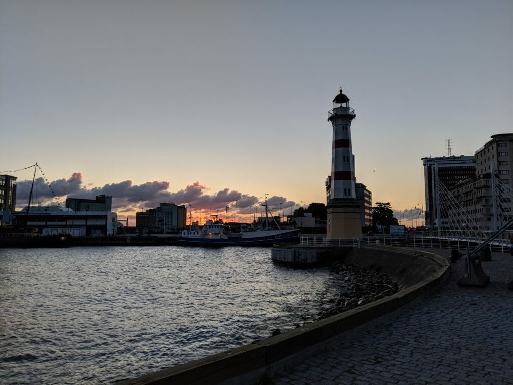 Malmö Sehenswürdigkeiten - Leuchtturm im Sonnenuntergang