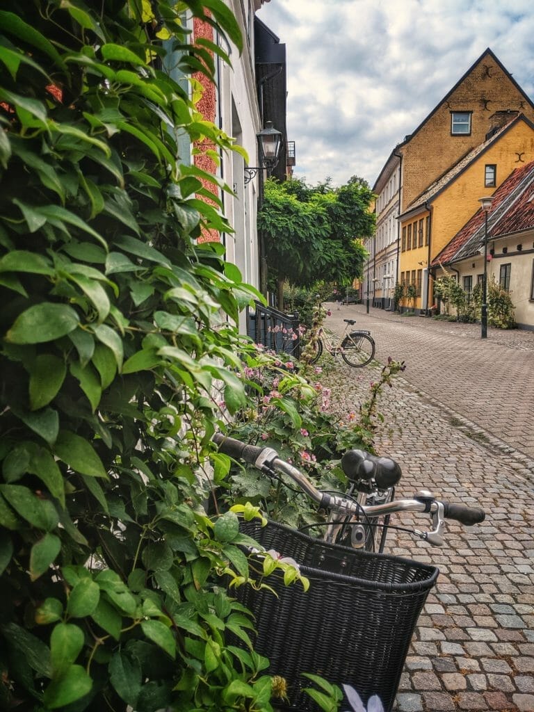 MALMÖ SEHENSWÜRDIGKEITEN UND INSIDER TIPPS 2024 11 MALMÖ SEHENSWÜRDIGKEITEN UND INSIDER TIPPS 2024 8