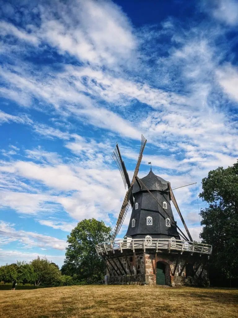 10 UNIQUE MALMÖ INSTAGRAM SPOTS YOU MUST SEE 30