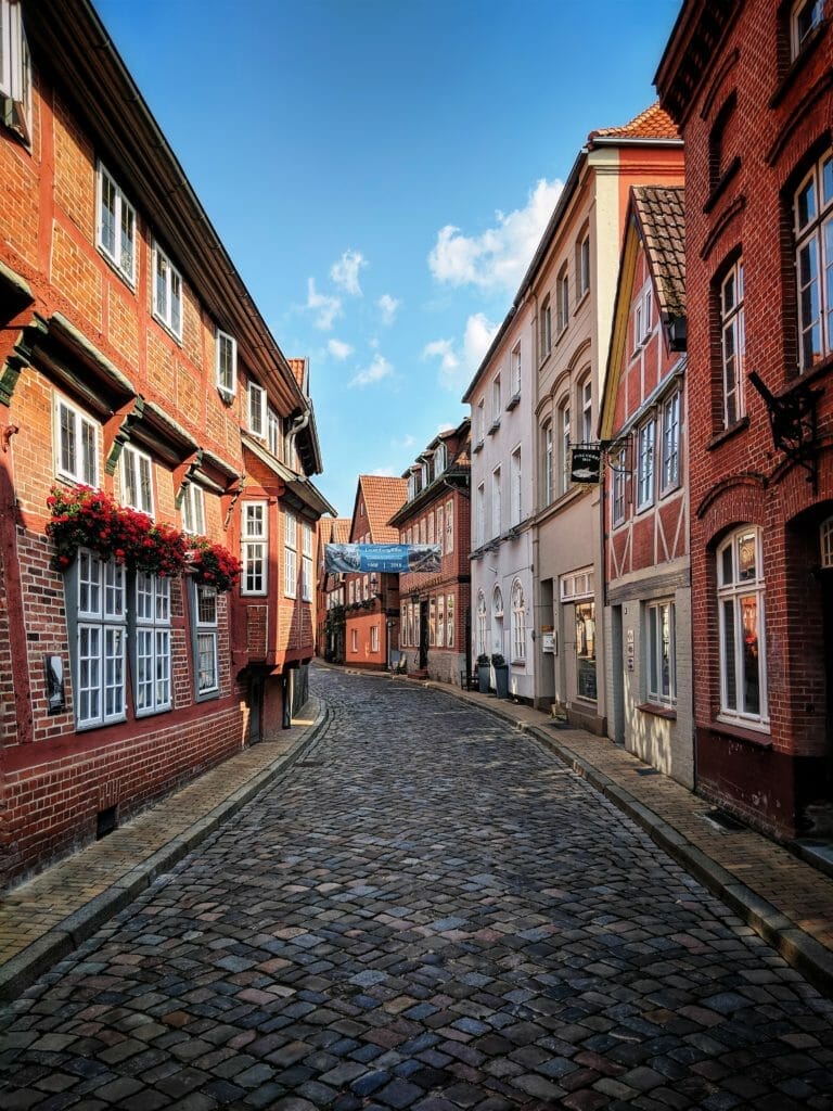 A DAYTRIP TO LAUENBURG 16 A DAYTRIP TO LAUENBURG 16