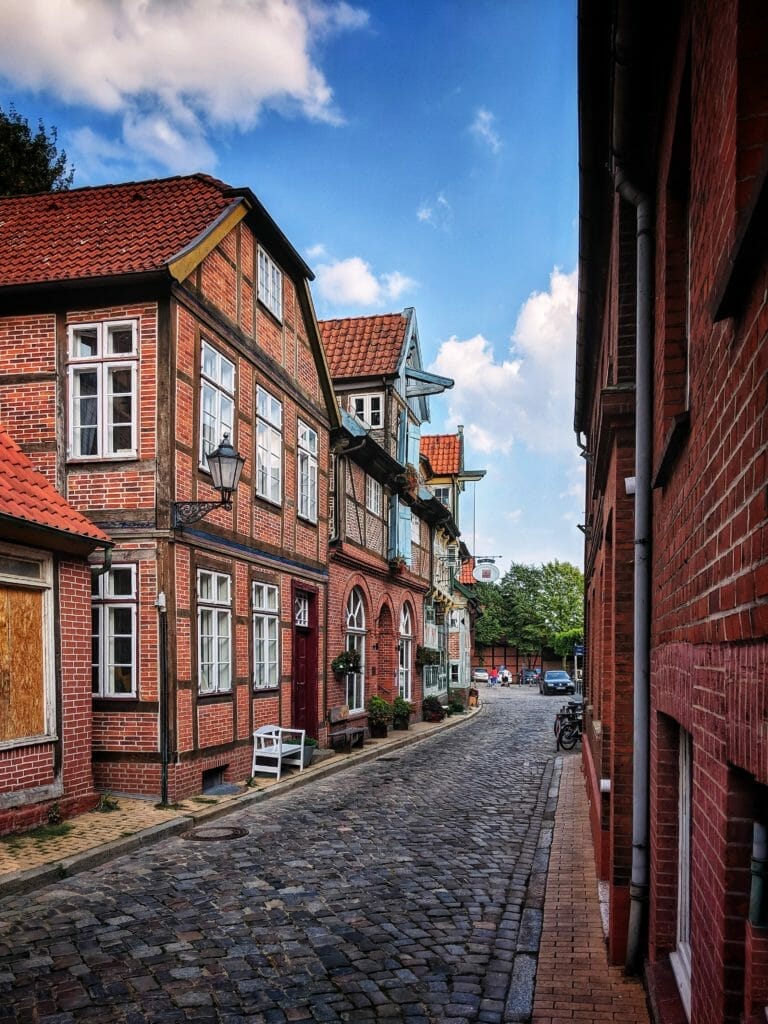 A DAYTRIP TO LAUENBURG 32 A DAYTRIP TO LAUENBURG 32