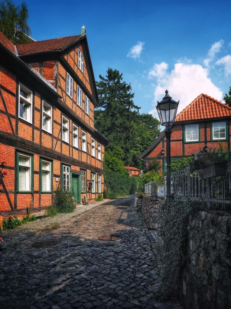 A DAYTRIP TO LAUENBURG 10 A DAYTRIP TO LAUENBURG 10