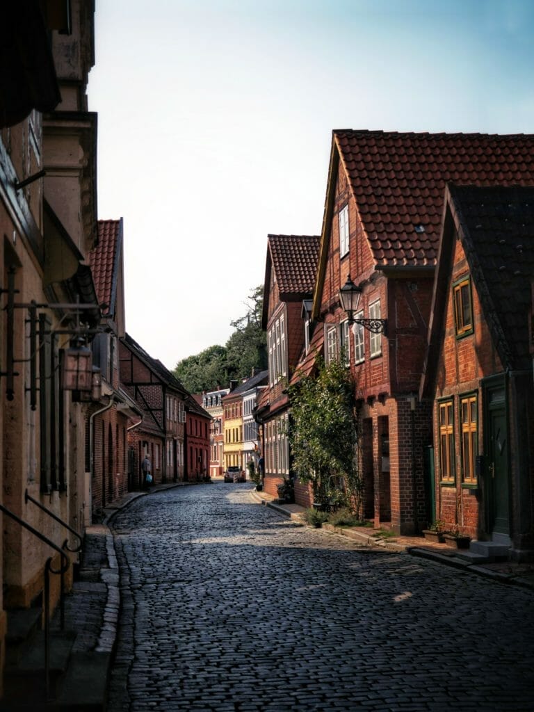 A DAYTRIP TO LAUENBURG 21 A DAYTRIP TO LAUENBURG 21