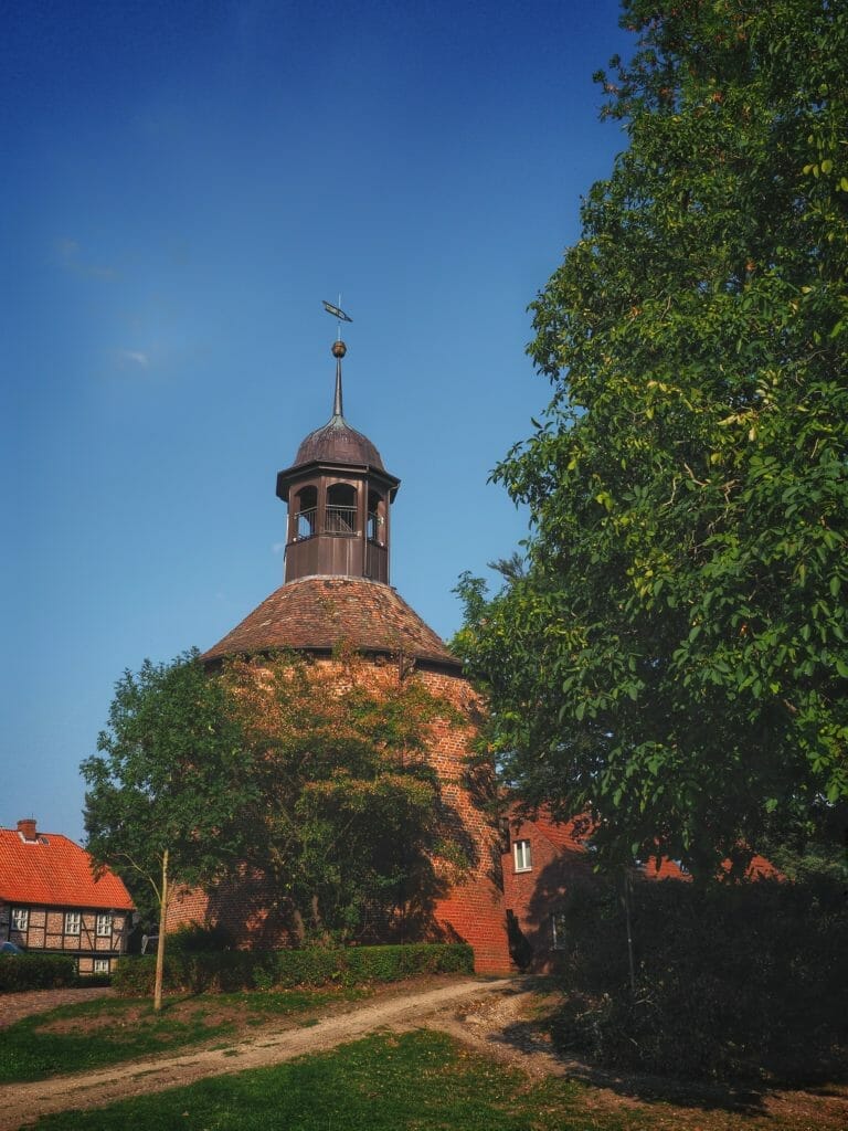 A DAYTRIP TO LAUENBURG 39 A DAYTRIP TO LAUENBURG 39