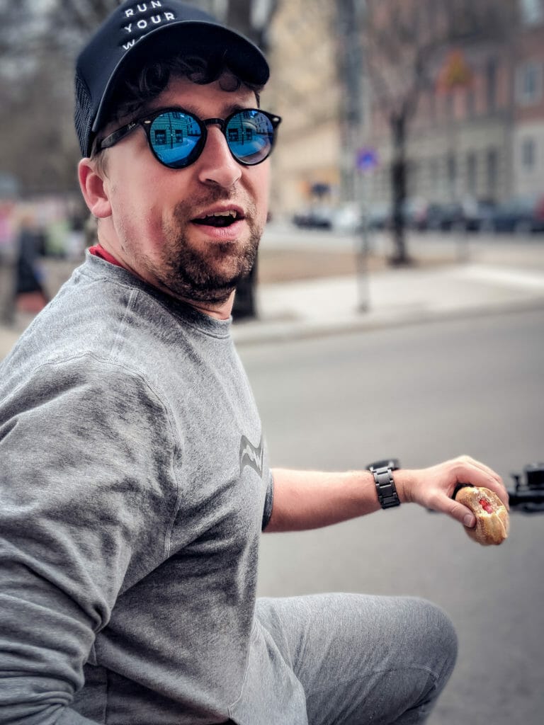 RUN YOUR WORLD STOCKHOLM 48 RUN YOUR WORLD STOCKHOLM 48