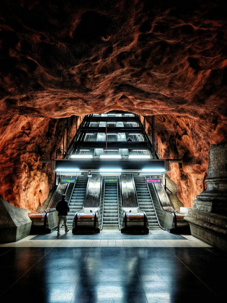 RUN YOUR WORLD STOCKHOLM 102 RUN YOUR WORLD STOCKHOLM 101