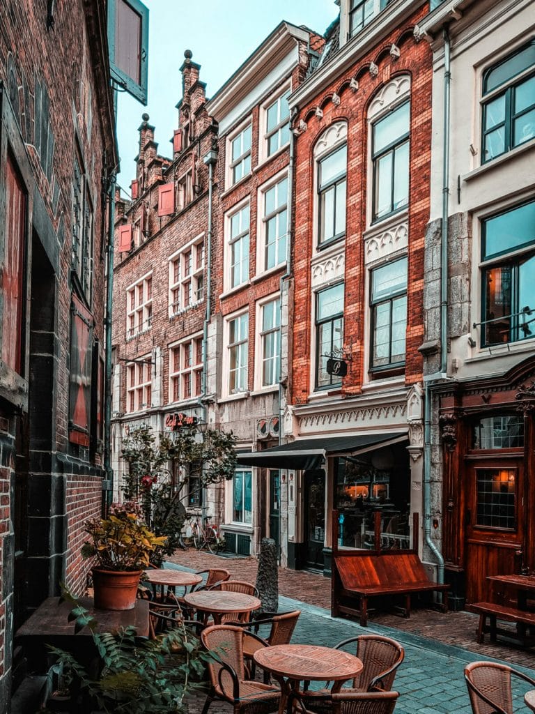 8 SCHÖNE HOLLAND STÄDTE, DIE DU UNBEDINGT BESUCHEN SOLLTEST! 50 8 SCHÖNE HOLLAND STÄDTE, DIE DU UNBEDINGT BESUCHEN SOLLTEST! 43
