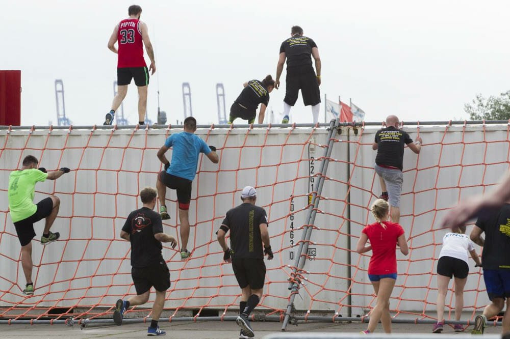 URBAN CHALLENGE - MIT VOLLER (FRAUEN-)POWER DAS HINDERNISRENNEN ROCKEN! 6