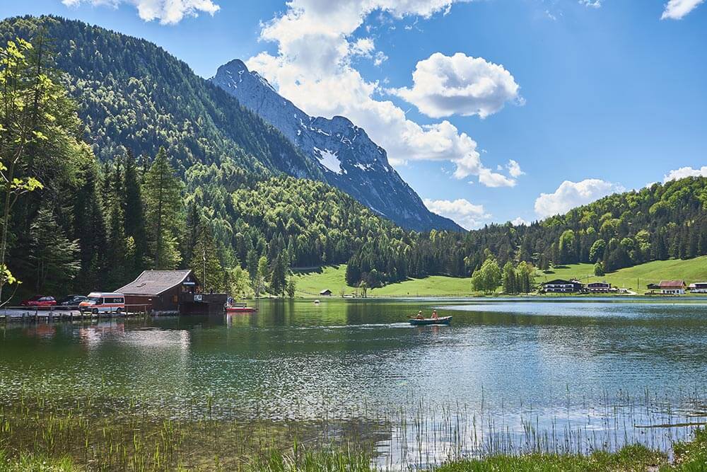 16 EINZIGARTIGE AUSFLUGSZIELE IN BAYERN FÜR DICH 18 Ferchensee - Ausflugsziele Bayern