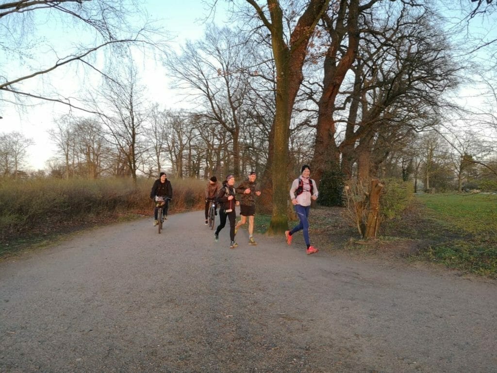 Laufen - Raus aus der KOMFORTZONE, rein in die WACHSTUMSZONE 2 Laufen - Raus aus der KOMFORTZONE, rein in die WACHSTUMSZONE 1