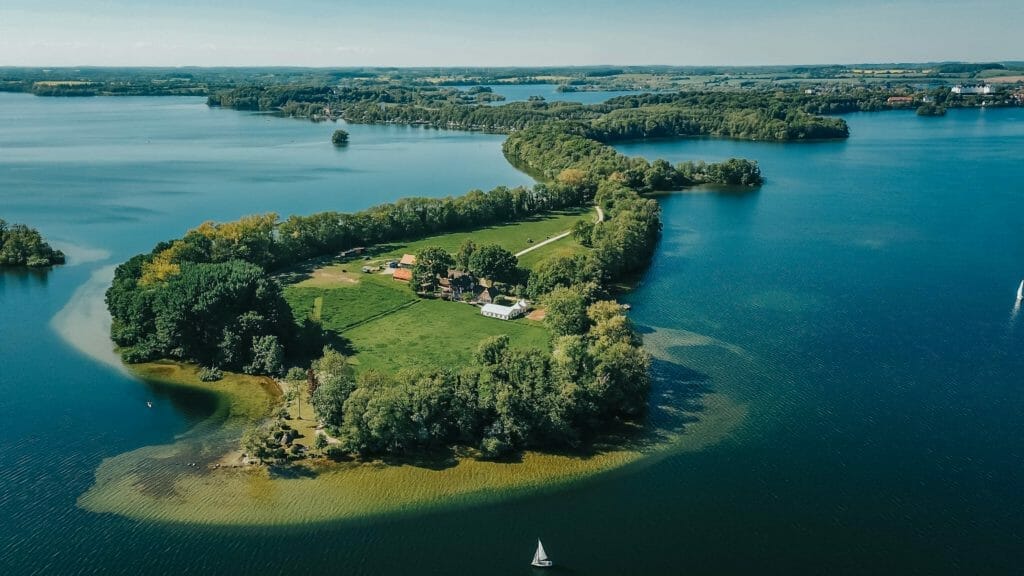 Plön Sehenswürdigkeiten: 10 Ultimative Sehenswürdigkeiten und Fotospots für jede Jahreszeit 25