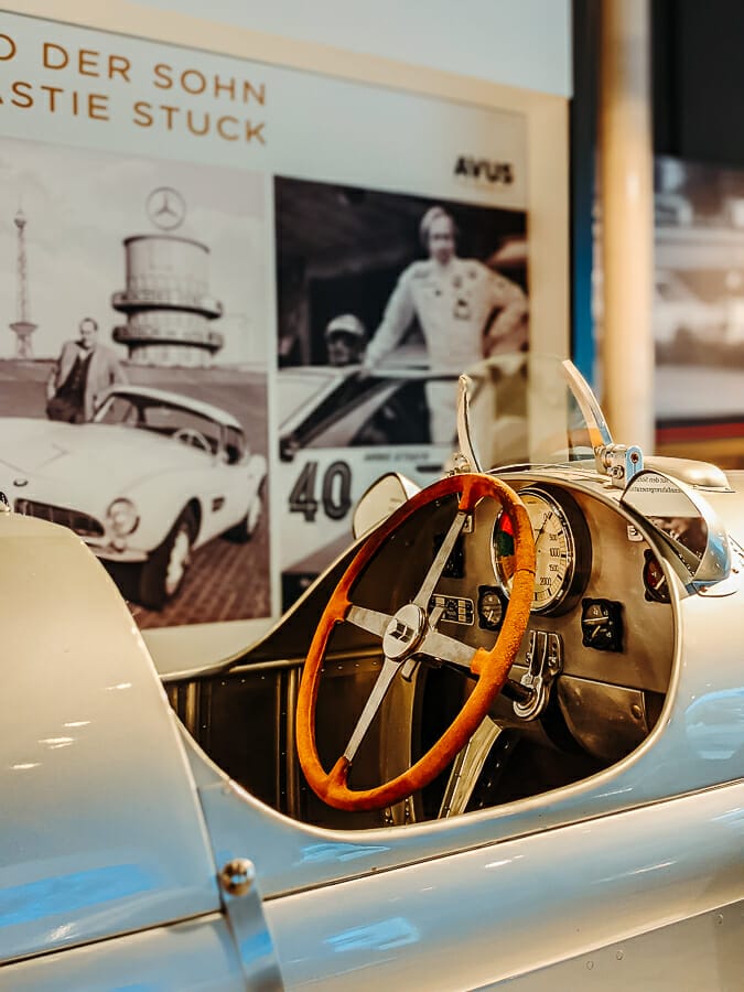 EINBECK SEHENSWÜRDIGKEITEN - 15 HIGHLIGHTS & AKTIVITÄTEN IN DER BIERSTADT 16 EINBECK SEHENSWÜRDIGKEITEN - 15 HIGHLIGHTS & AKTIVITÄTEN IN DER BIERSTADT 15