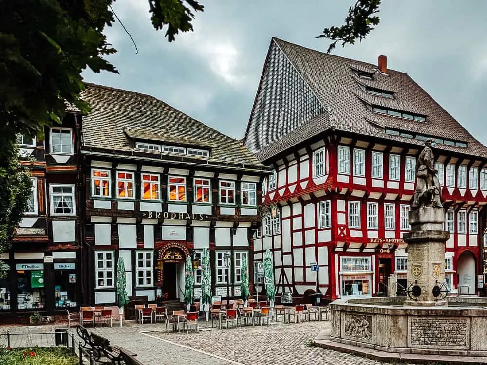 Ausflugsziele Niedersachsen - Marktplatz und Fachwerkhäuser in Einbeck