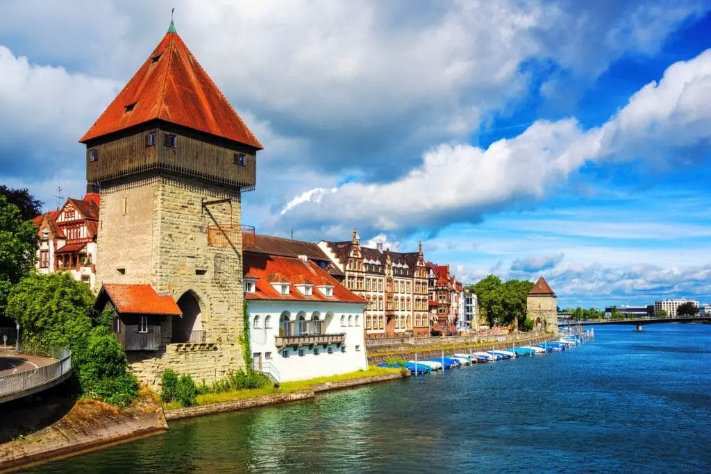 Städte am Rhein - Konstanz. Blick auf Konstanz vom See aus