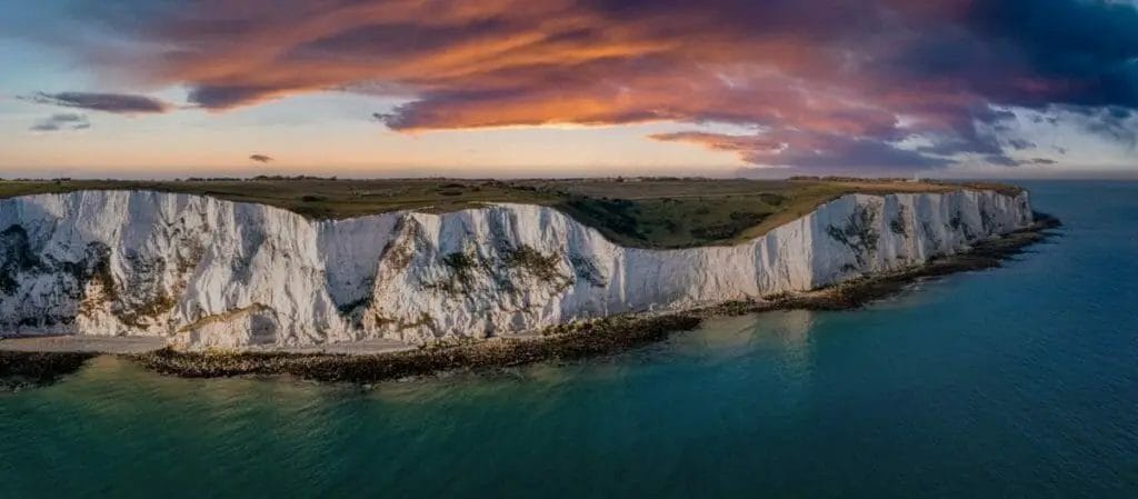 30 FAMOUS LANDMARKS IN THE UNITED KINGDOM EVERYONE MUST VISIT 46