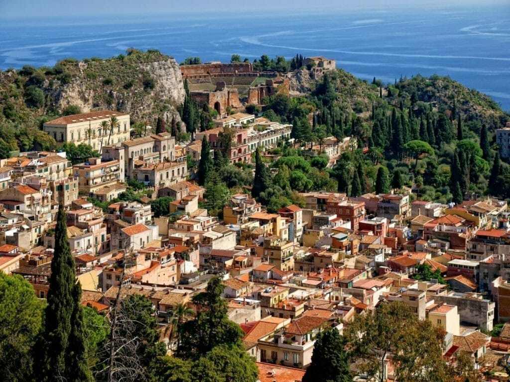 THE 17 BEST CITIES IN ITALY TO VISIT RIGHT NOW 16 Best Cities in Italy to Visit - Taormina