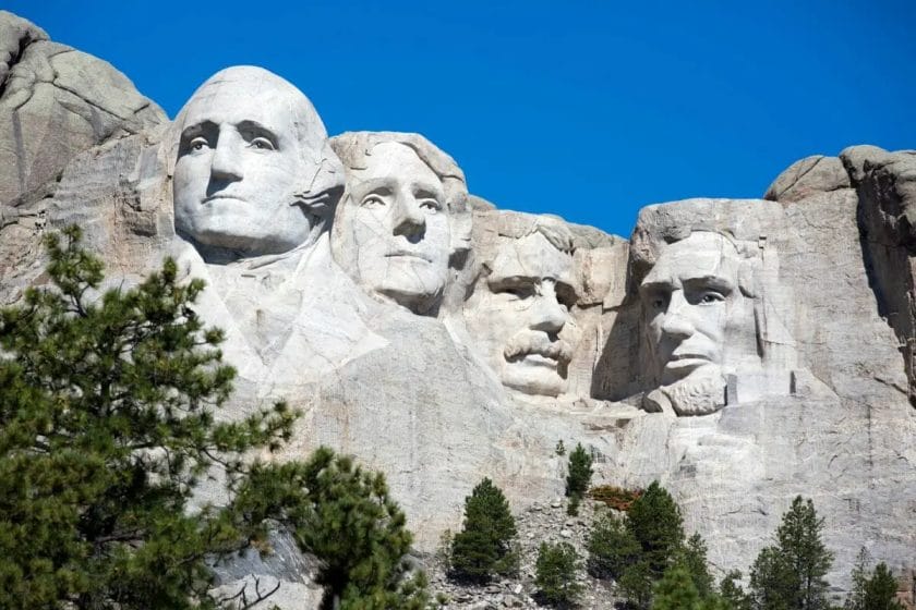 TOP 27 US LANDMARKS & TOURIST ATTRACTIONS YOU ABSOLUTELY MUST VISIT 33
