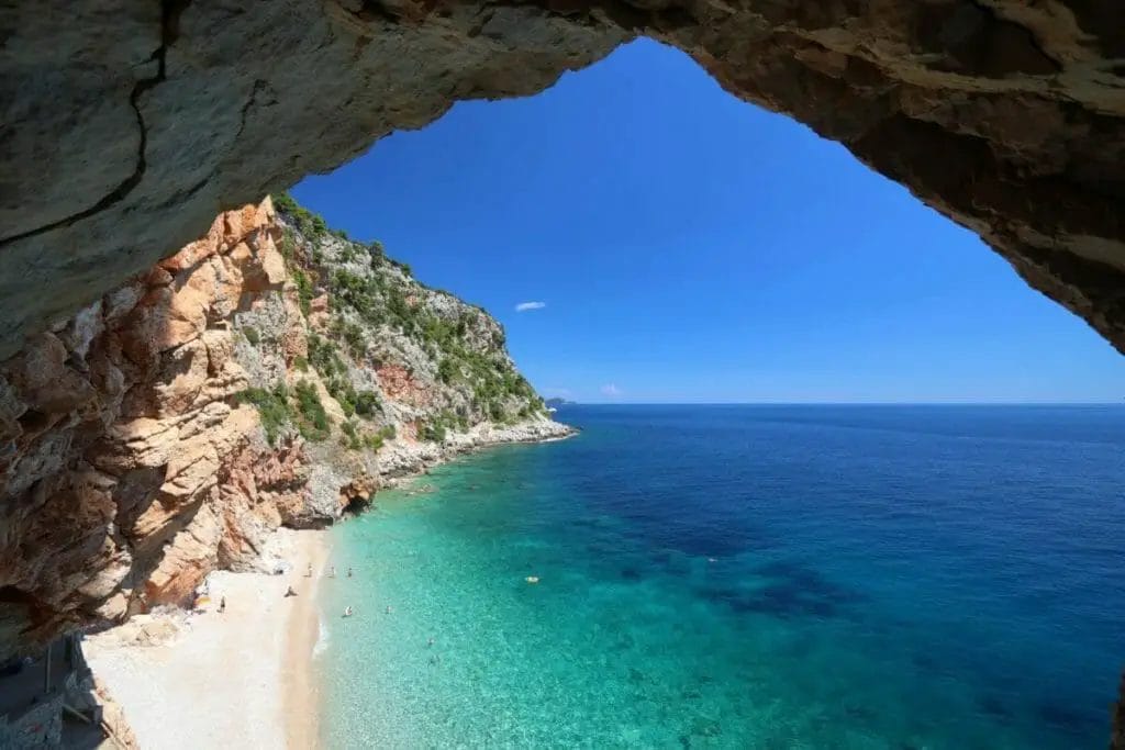 28 OF THE BEST BEACHES IN EUROPE YOU CAN NOT MISS! 15