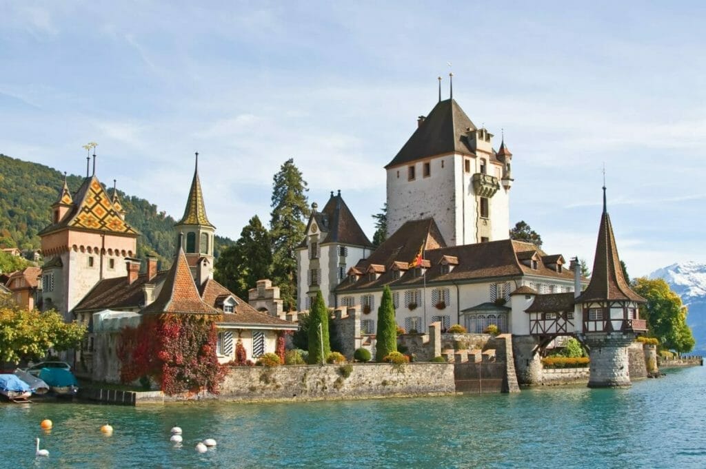 TOP 20 LANDMARKS OF SWITZERLAND -UNFORGETTABLE SIGHTS, ATTRACTIONS & ACTIVITIES 18 TOP 20 LANDMARKS OF SWITZERLAND -UNFORGETTABLE SIGHTS, ATTRACTIONS & ACTIVITIES 17