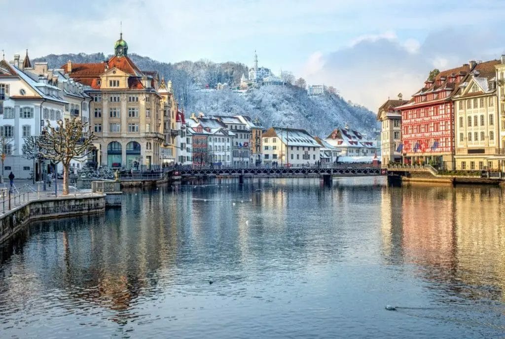 TOP 20 LANDMARKS OF SWITZERLAND -UNFORGETTABLE SIGHTS, ATTRACTIONS & ACTIVITIES 7