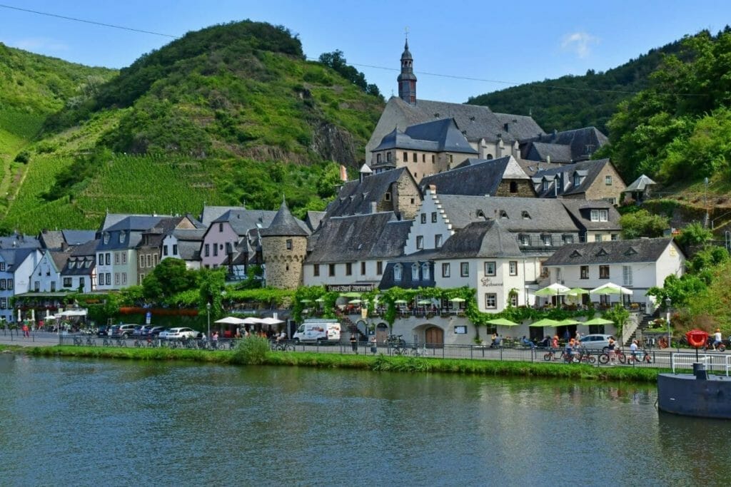 DIE 13 SCHÖNSTEN STÄDTE UND ORTE AN DER MOSEL 14