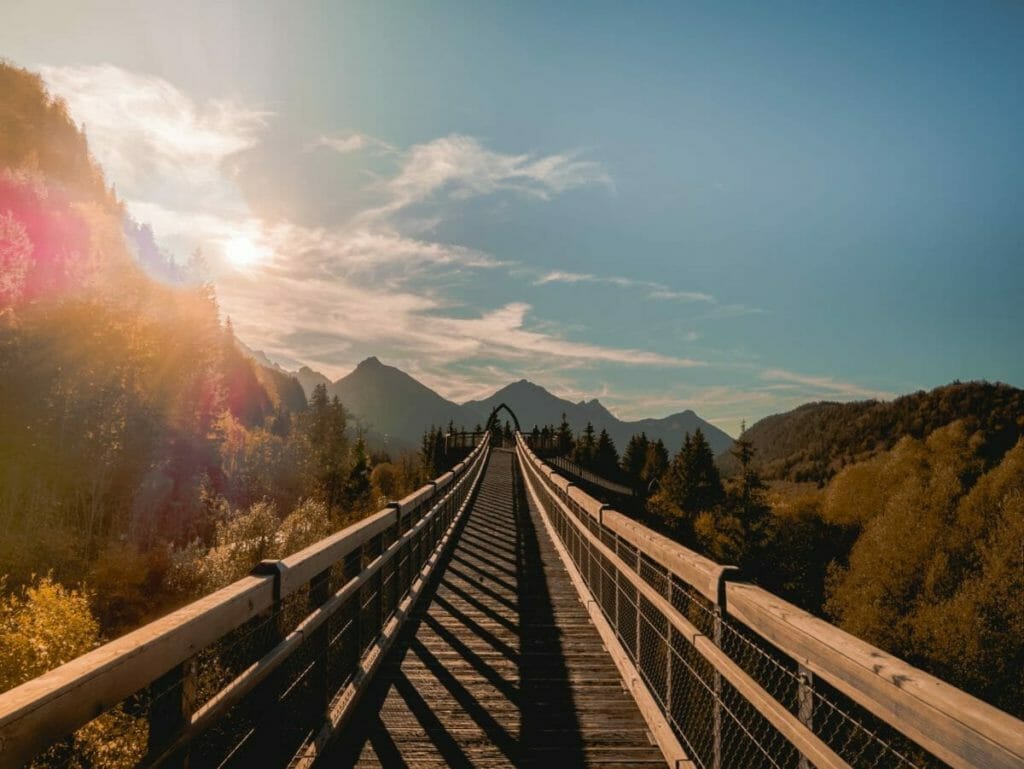 TOP 13 FÜSSEN SEHENSWÜRDIGKEITEN UND AKTIVITÄTEN IN DER UMGEBUNG 11 TOP 13 FÜSSEN SEHENSWÜRDIGKEITEN UND AKTIVITÄTEN IN DER UMGEBUNG 9