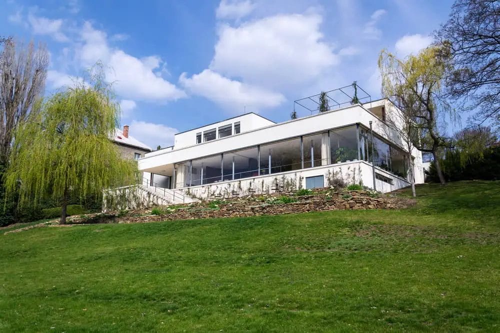 DIE 25 SCHÖNSTEN TSCHECHIEN SEHENSWÜRDIGKEITEN UND AUSFLUGSZIELE 10 Villa Tugendhat - Tschechien Sehenswürdigkeiten
