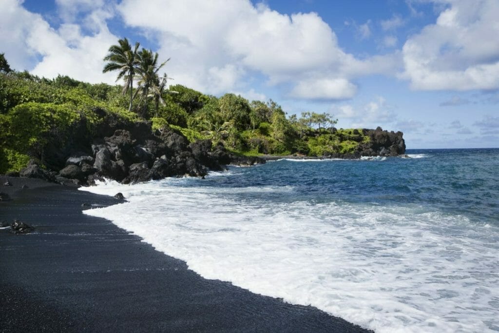 Honokalani Beach, Maui - Beach in Hawaii