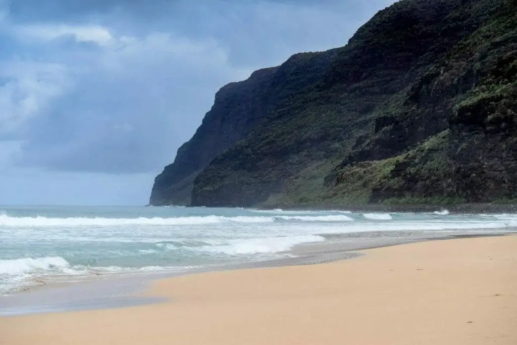 15 OF THE MOST BEAUTIFUL BEACHES IN HAWAII YOU CAN'T MISS! 4