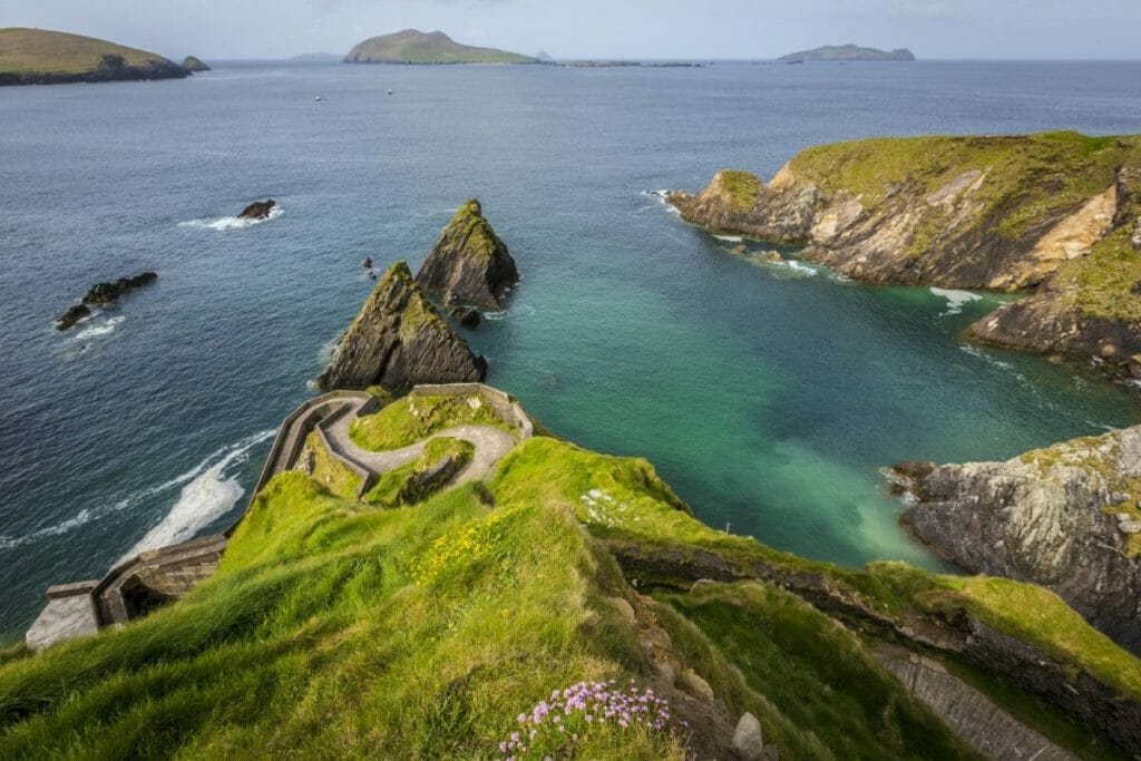 SEHENSWÜRDIGKEITEN IN IRLAND: HIGHLIGHTS & WUNDERBARE ORTE DIE DU UNBEDINGT SEHEN MUSST! 13 Dingle Peninsula - Irland Sehenswürdigkeiten