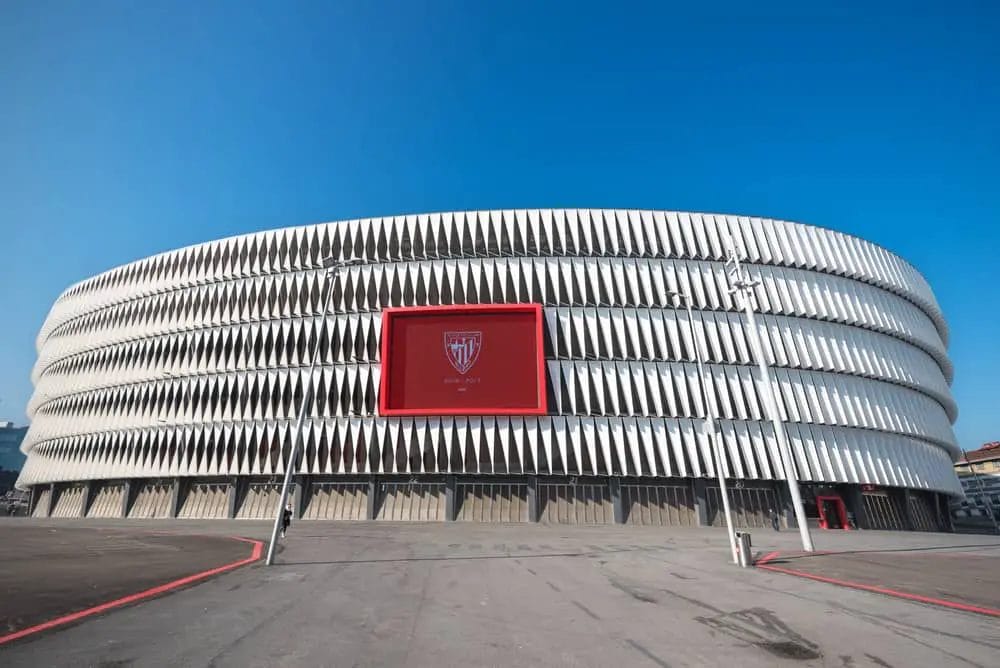 BILBAO SEHENSWÜRDIGKEITEN - DIE 16 BESTEN ORTE IN DER ALTSTADT & UMGEBUNG 20 San Mamés Stadion - Bilbao Sehenswürdigkeiten