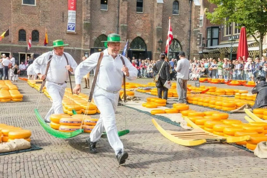 Käsemarkt in Alkmaar - Niederlande Sehenswürdigkeiten