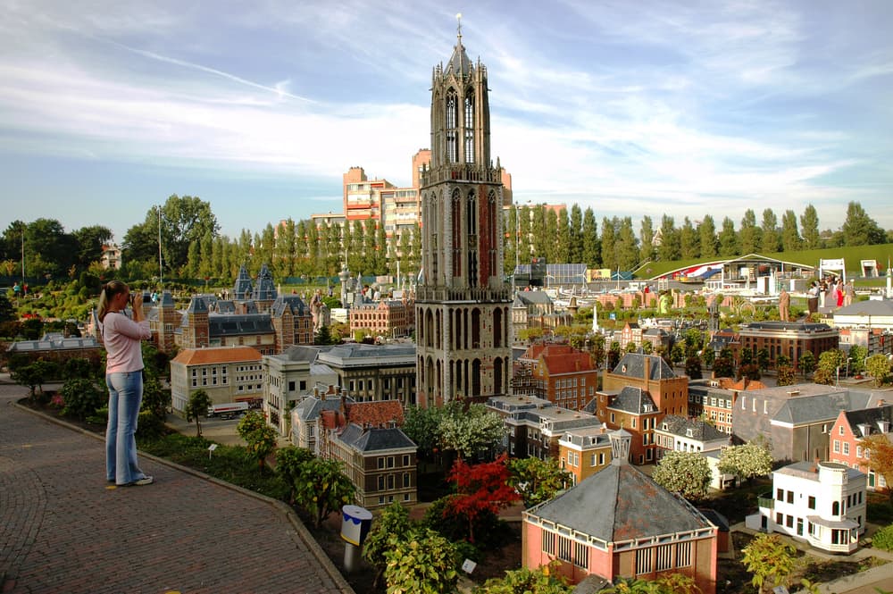 ENTDECKE DIE NIEDERLANDE: 13 SEHENSWÜRDIGKEITEN, DIE DICH BEGEISTERN WERDEN! 23 Miniaturpark Madurodam - Niederlande Sehenswürdigkeiten