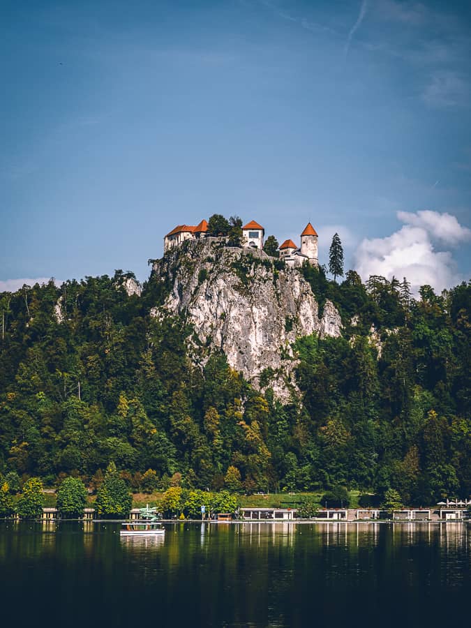 Burg von Bled auf dem Berg über Bled - Slowenien Sehenswürdigkeiten