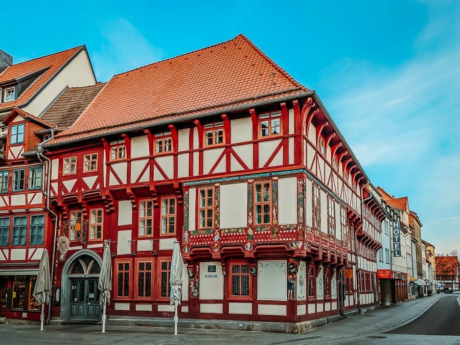 UNSERE TOP 16 GÖTTINGEN SEHENSWÜRDIGKEITEN IN DER ALTSTADT FÜR EINEN GELUNGENEN STÄDTETRIP 10 Junkernschänke - Göttingen Sehenswürdigkeiten