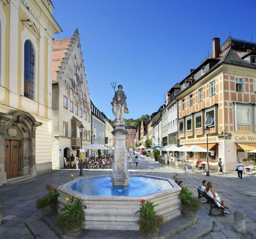 Neptunbrunnen in der Altstadt - Kaufbeuren Sehenswürdigkeiten