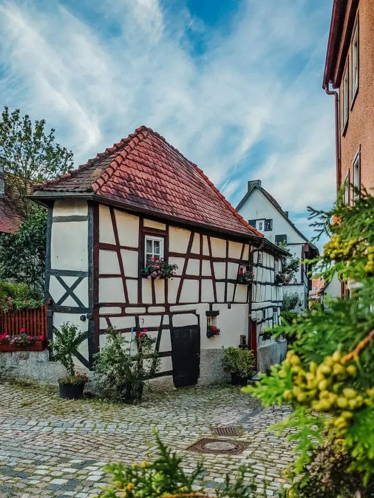 Das charmante Bügeleisenhaus in der Badgasse - Bad Wimpfen Sehenswürdigkeiten