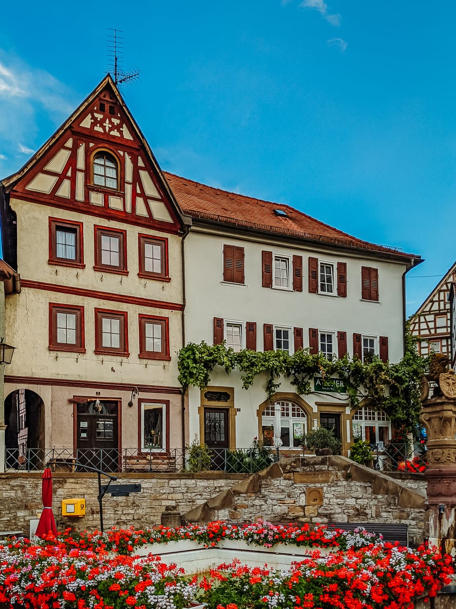 Löwenbrunnen in Bad Wimpfen - Bad Wimpfen Sehenswürdigkeiten