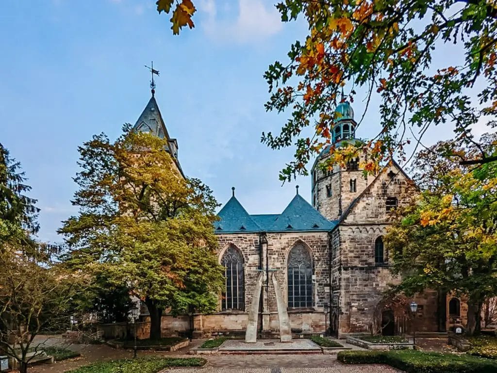 Das Münster Sankt Bonifatius - Hameln Sehenswürdigkeiten