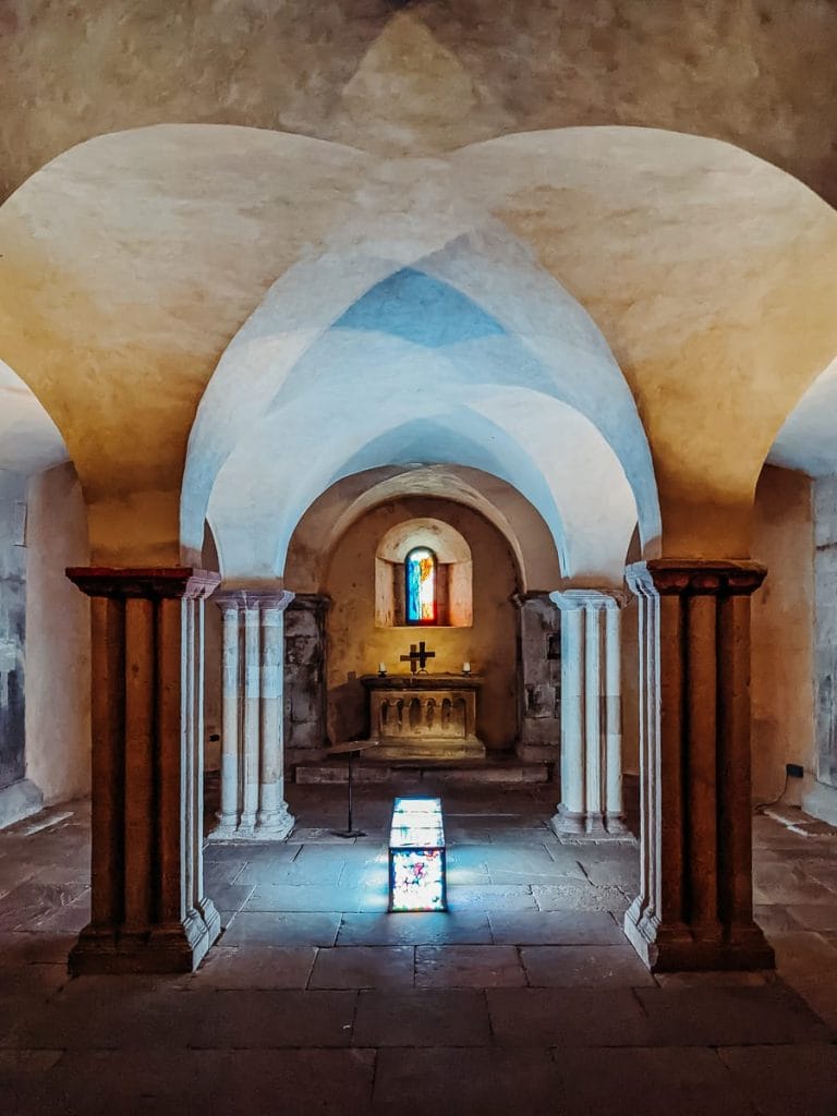 6 WUNDERSCHÖNE MERSEBURG SEHENSWÜRDIGKEITEN UND AUSFLUGSZIELE 10 Krypta Merseburger Doms - Merseburg Sehenswürdigkeiten