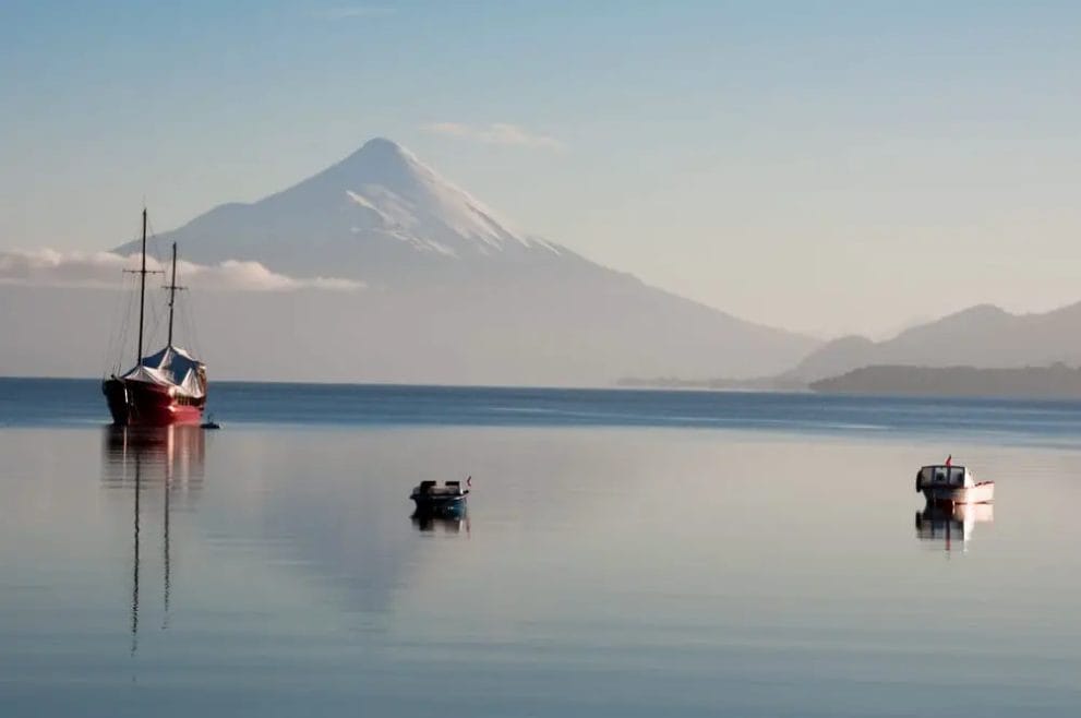 Der Llanquihue See ist Teil der Seenplatte - Chile Sehenswürdigkeiten