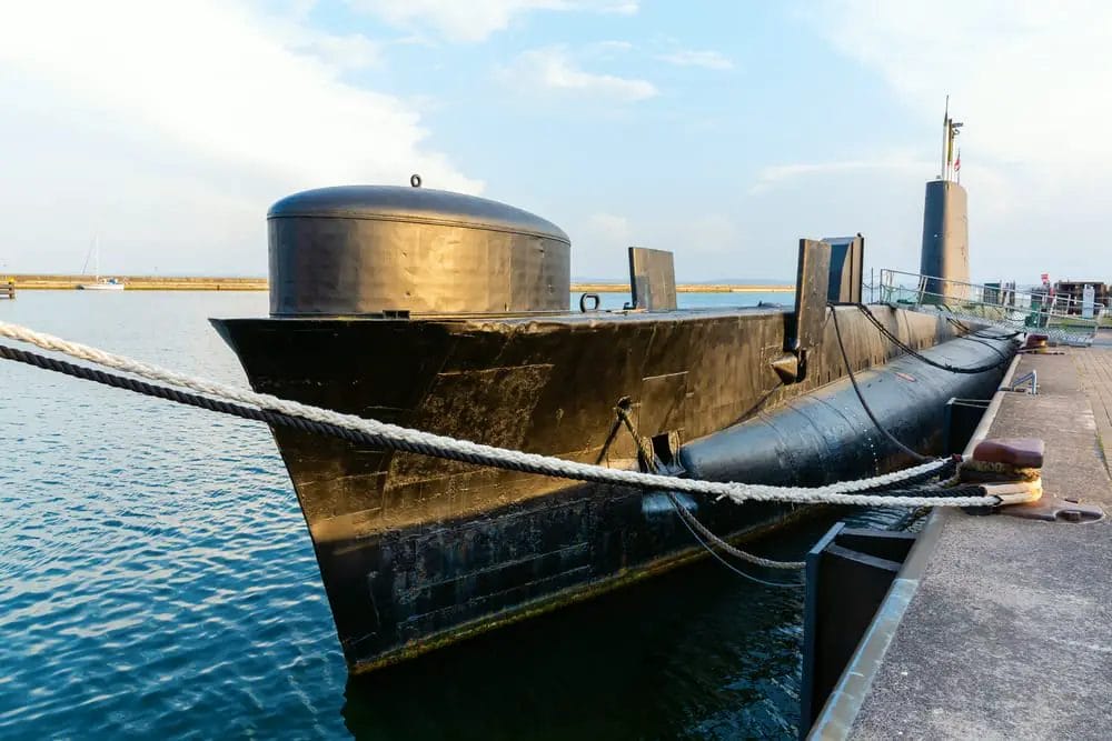 Das U-Boot HMS Otus kann auch von innen besichtigt werden - Sassnitz Sehenswürdigkeiten