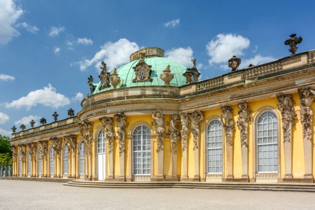 Schloss Sanssouci in Potsdam - Schöne Städte Brandenburg 