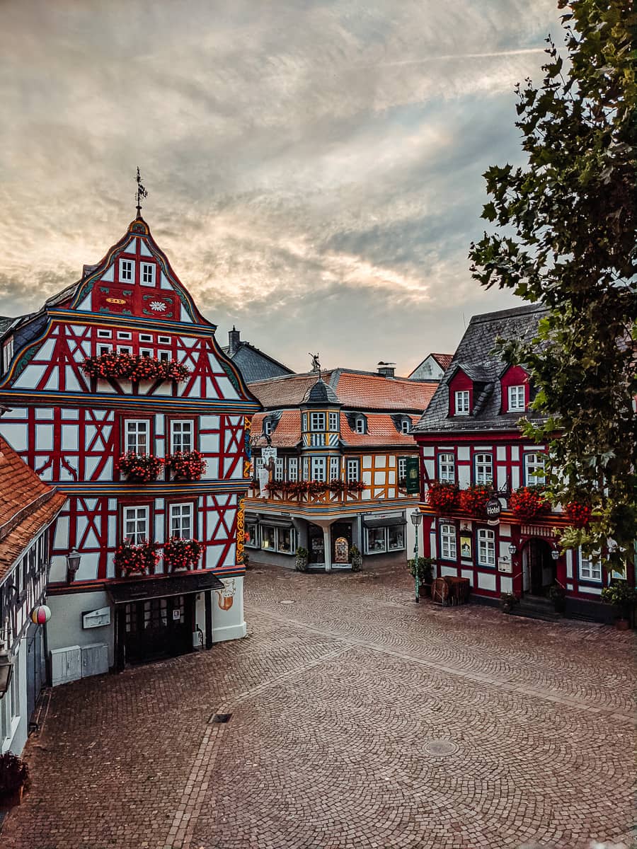 Blick über den König Adolf Platz von Idstein im Taunus - Idstein Sehenswürdigkeiten