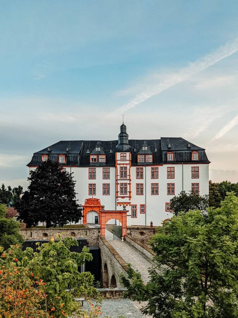Blick auf das Schloss ( bzw. die Burg) von Idstein - Idstein Sehenswürdigkeiten