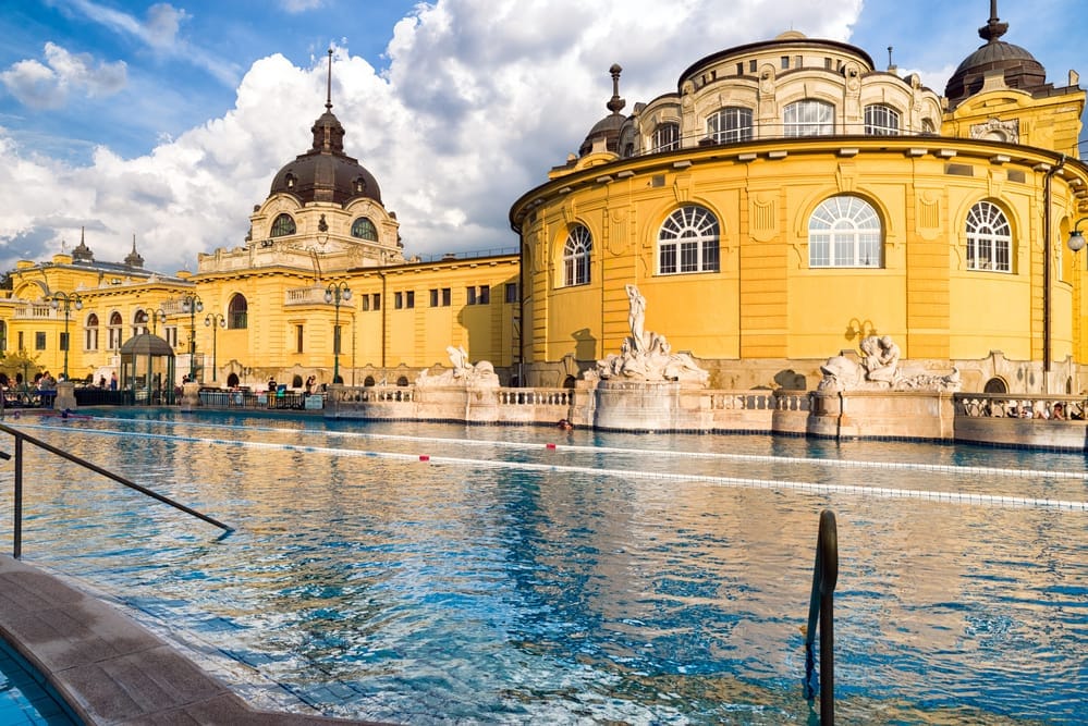 Das Széchenyi Thermalbad in Budapest