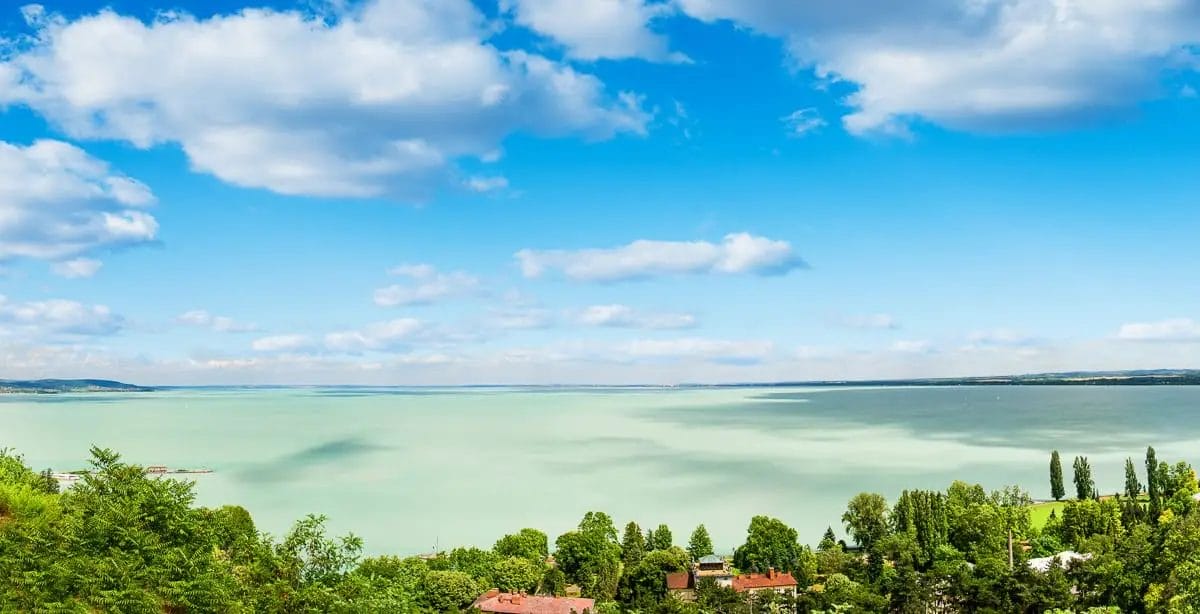 Perfekt zum Baden. Der Plattensee - Ungarn Sehenswürdigkeiten