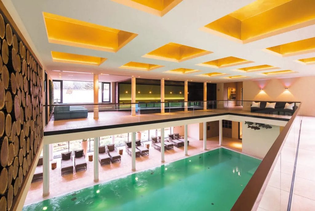 Spa-Hotels für ein Wellnesswochenende für Paare - Schindelbruch Naturresort - Pool