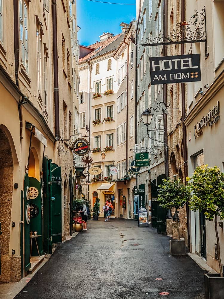 DISCOVER THE 21 FUN AND EXCITING ACTIVITIES MUNICH HAS TO OFFER 21 DISCOVER THE 21 FUN AND EXCITING ACTIVITIES MUNICH HAS TO OFFER 3