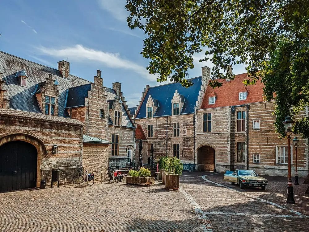 URLAUB IN NORDBRABANT, NIEDERLANDE -ZWISCHEN EINZIGARTIGEN NATURERLEBNISSEN UND HISTORISCHEN STÄDTEN 22 URLAUB IN NORDBRABANT, NIEDERLANDE -ZWISCHEN EINZIGARTIGEN NATURERLEBNISSEN UND HISTORISCHEN STÄDTEN 15